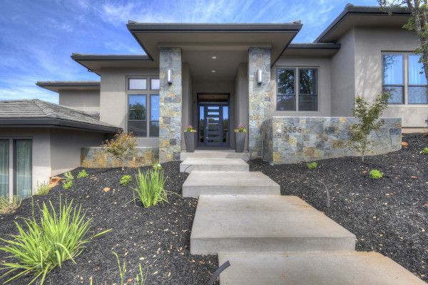 Errante new construction
