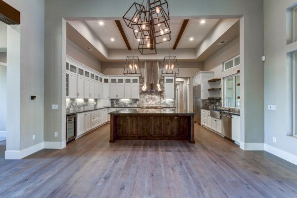 Da Vinci dining room new construction